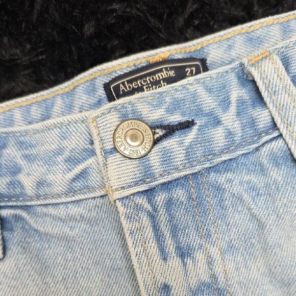 Abercrombie & Fitch Light Blue Jean Shorts - Picture 5 of 7